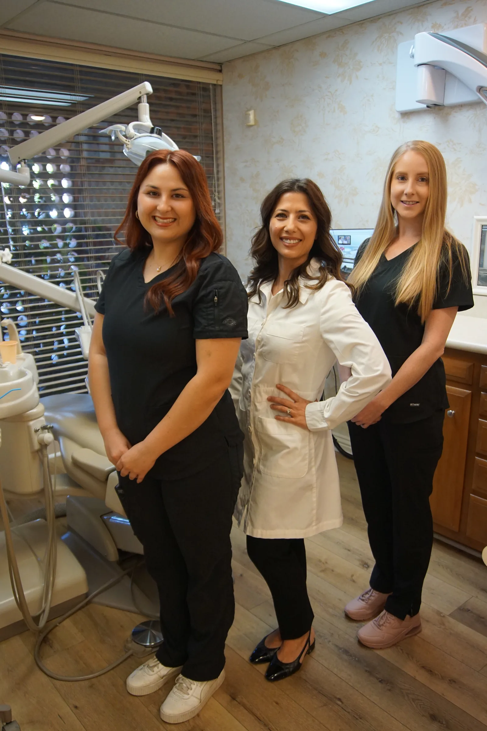 The Smile Tustin by Dr. Ezzy team in a treatment room